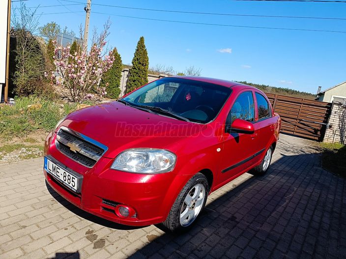 CHEVROLET AVEO 1.4 16V Platinum