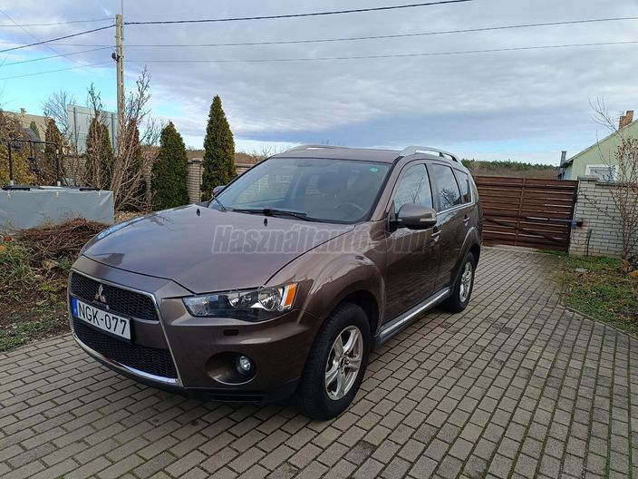 MITSUBISHI OUTLANDER 2.2 D Instyle