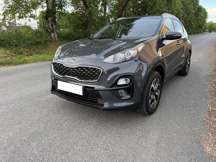 KIA SPORTAGE 1.6 GDI Silver