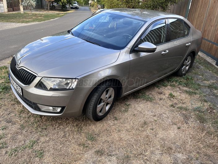 SKODA OCTAVIA 1.6 CR TDI Elegance