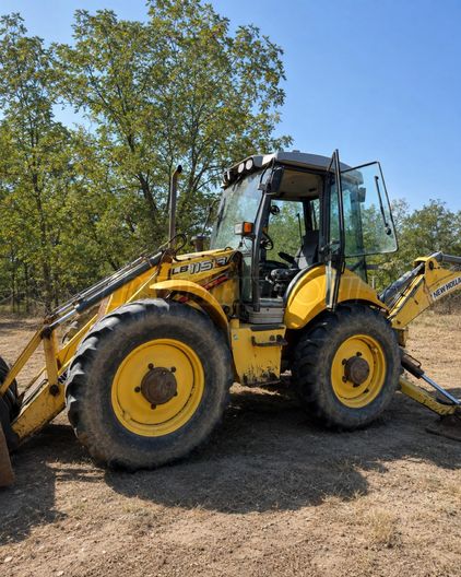 NEW HOLLAND LB115.B-4PS