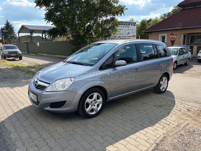 OPEL ZAFIRA B 1.8 Cosmo