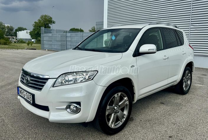 TOYOTA RAV 4 Rav4 2.2 DCAT Executive Navi (Automata)