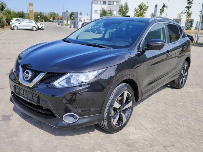 NISSAN QASHQAI 1.6 DIG-T Tekna