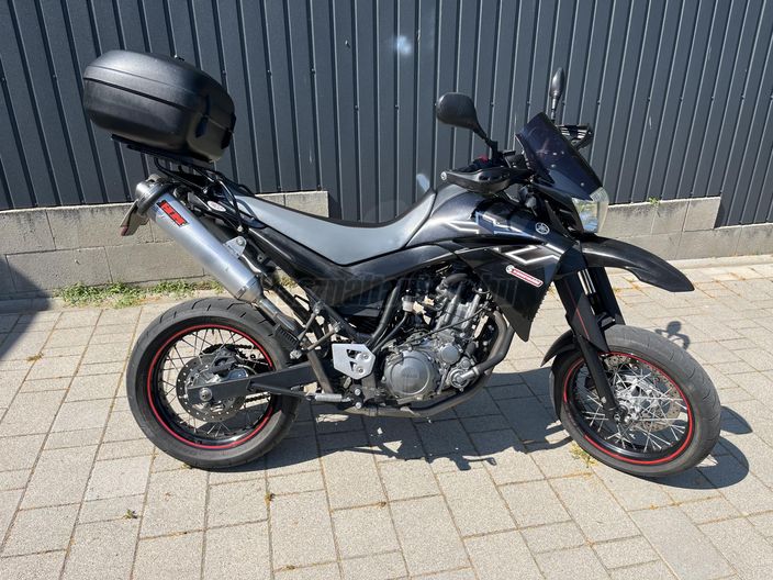 YAMAHA XT 600