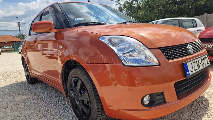 SUZUKI SWIFT 1.3 GLX CD AC