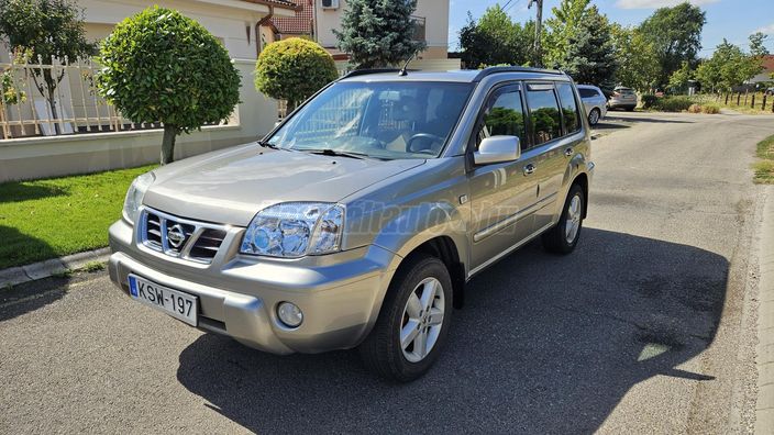 NISSAN X-TRAIL 2.2 dCi Comfort Columbia