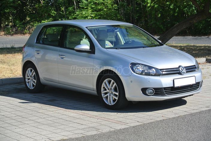 VOLKSWAGEN GOLF VI 1.6 TDi Highline