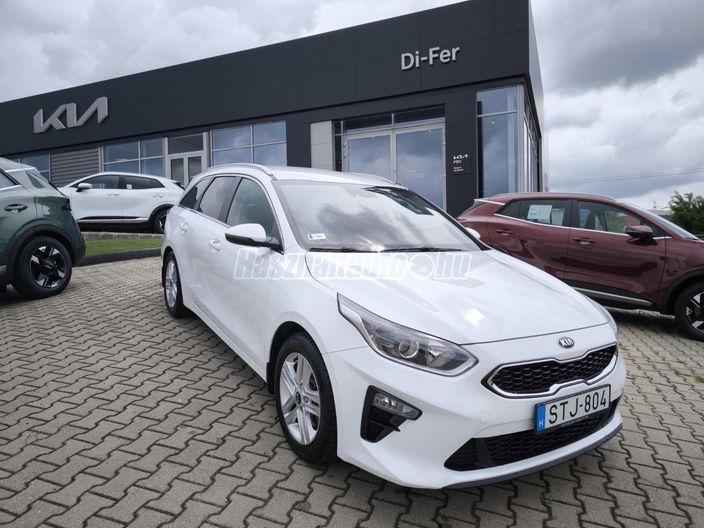 KIA CEE'D Ceed SW 1.5 T-GDI Gold