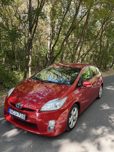 TOYOTA PRIUS 1.8 HSD Premium (Automata)