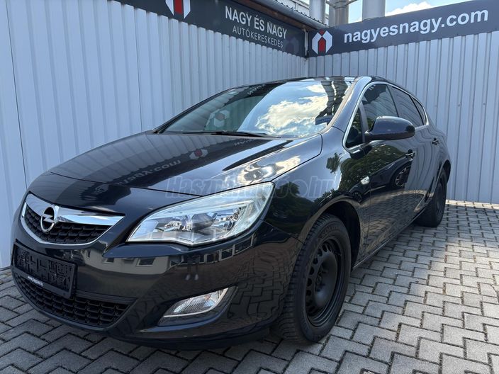 OPEL ASTRA J 1.4 Enjoy