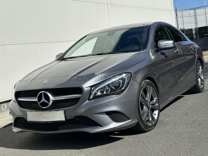 MERCEDES-BENZ CLA 200 CDI d Urban 7G-DCT