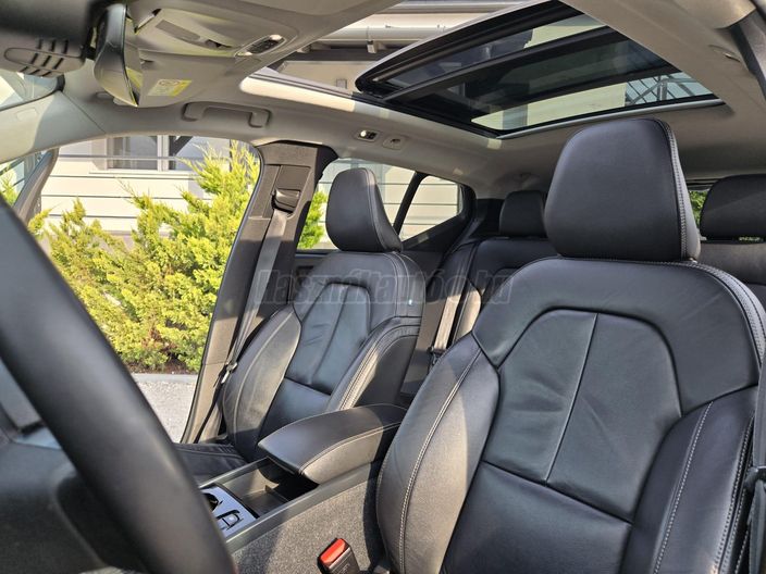 VOLVO XC40 1.5 [T5] Recharge Inscription Expression Geartronic