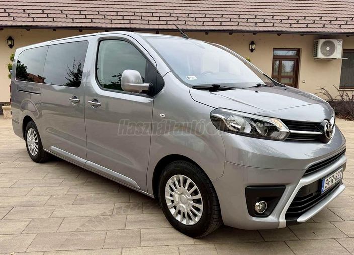 TOYOTA PROACE 2.0 D-4D Family Base L2H1