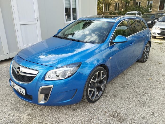 OPEL INSIGNIA Sports Tourer 2.8 V6 T OPC AWD