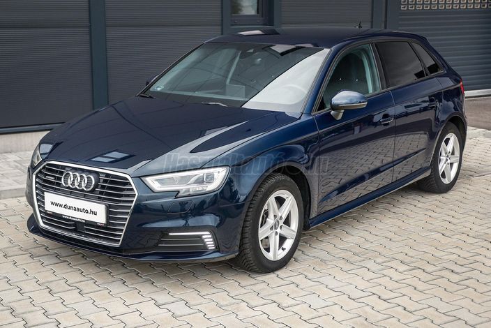 AUDI A3 Sportback 40 TFSI e Advanced S-tronic