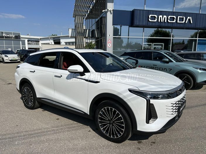 OMODA OMODA 9 1.5 TGDI PHEV Exclusive DHT