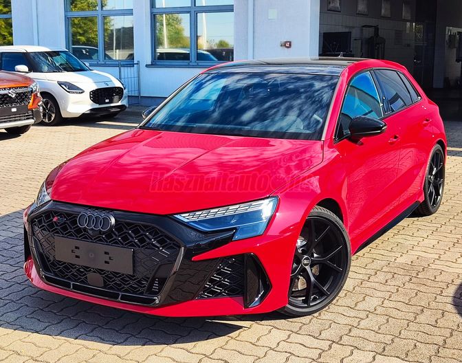 AUDI RS3 Sportback TFSI quattro S-tronic