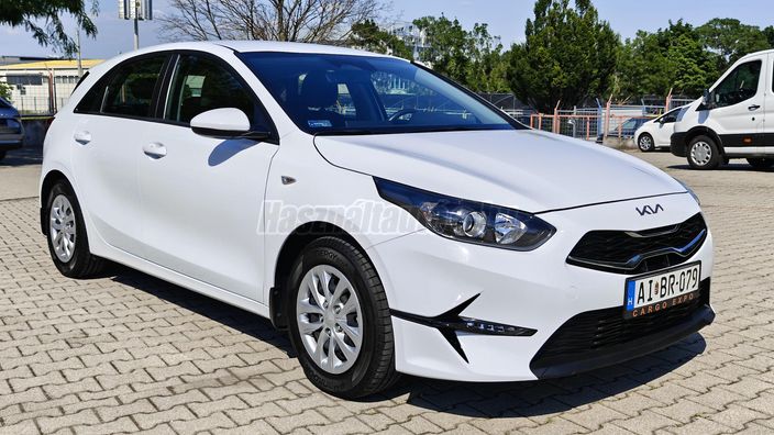KIA CEE'D Ceed 1.5 T-GDI Silver DCT