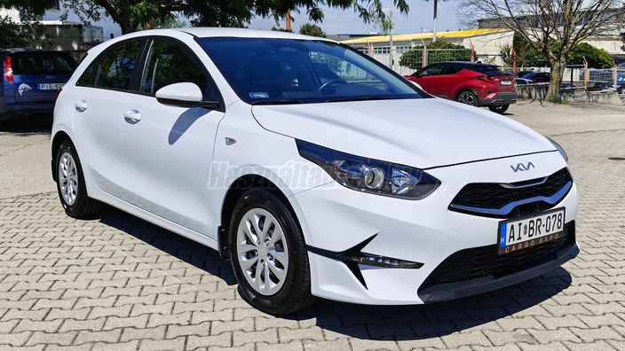 KIA CEE'D Ceed 1.5 T-GDI Silver DCT