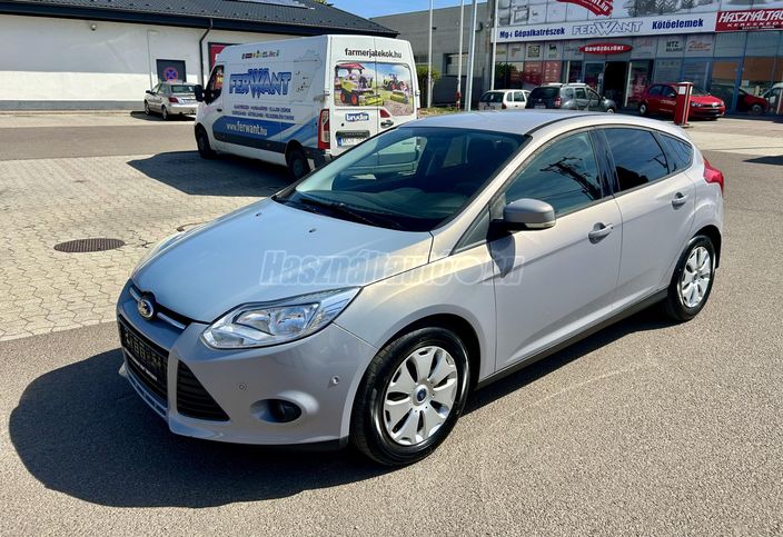 FORD FOCUS 1.6 Ti-VCT Trend Plus