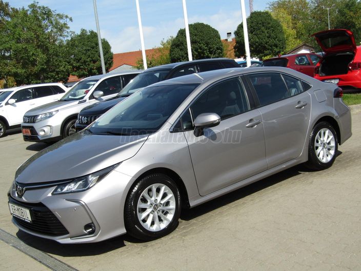 TOYOTA COROLLA Sedan 1.5 Comfort Tech