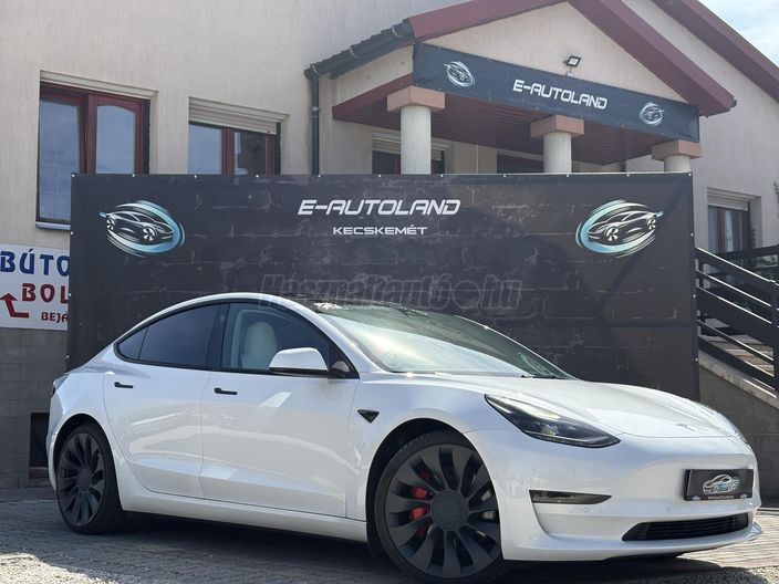 TESLA MODEL 3 Performance AWD (Automata)