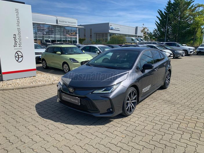 TOYOTA COROLLA Sedan 1.8 Hybrid GR Sport e-CVT
