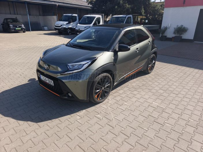 TOYOTA AYGO X 1.0 VVT-i Limited CVT