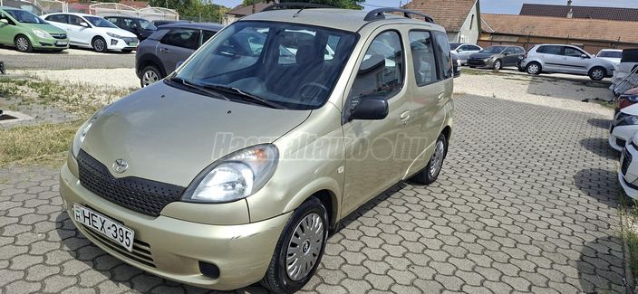 TOYOTA YARIS VERSO 1.3 Linea Luna