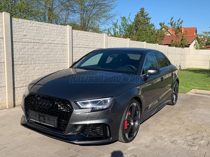 AUDI RS3 Limousine 55 TFSI quattro S-tronic
