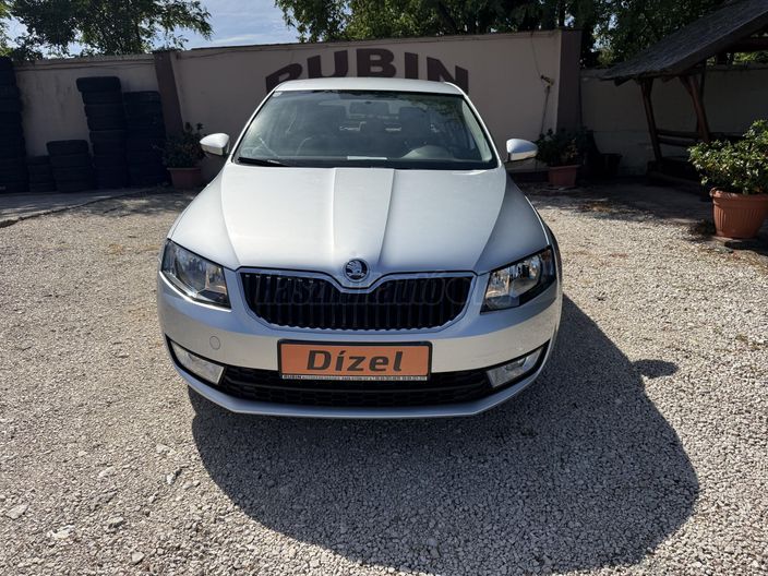 SKODA OCTAVIA 1.6 CR TDI Ambition