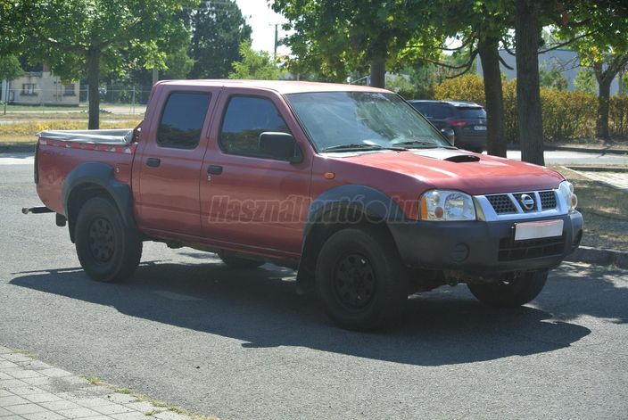 NISSAN PICK UP 2.5 4WD Double Cab