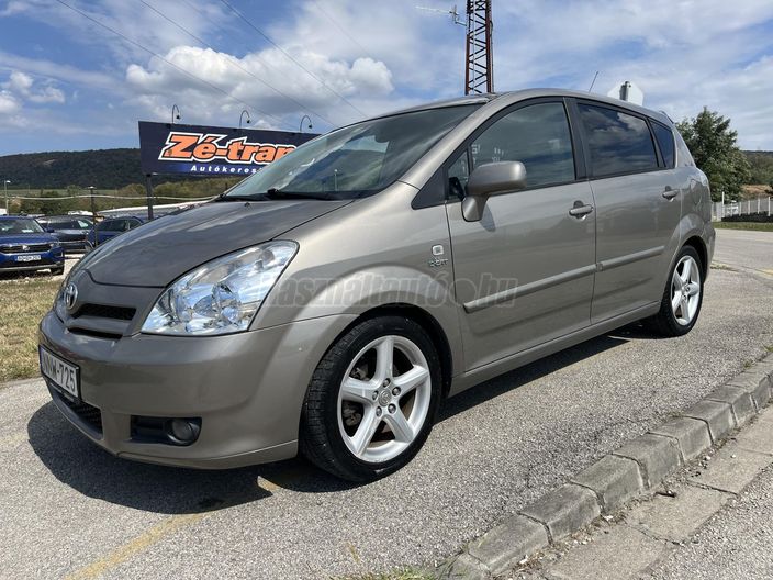 TOYOTA COROLLA VERSO 2.2 D-CAT Linea Sol