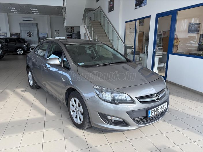 OPEL ASTRA J Sedan 1.4 T Enjoy EURO6