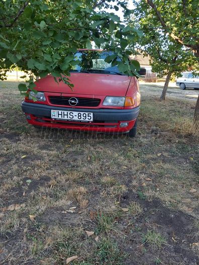 OPEL ASTRA F 1.6 16V Classic Family