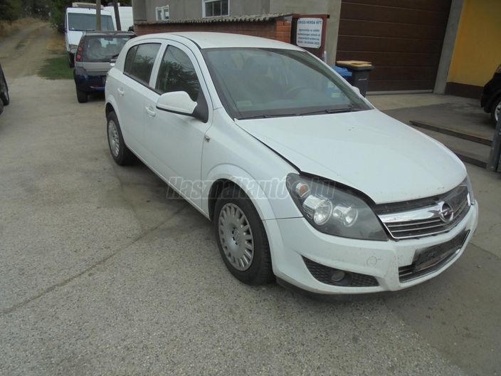OPEL ASTRA 1.6 Active