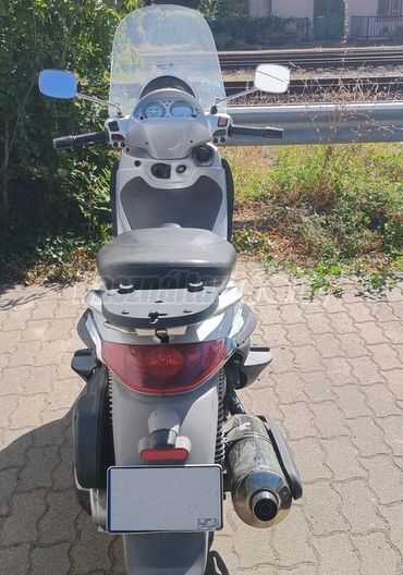 PIAGGIO BEVERLY 500