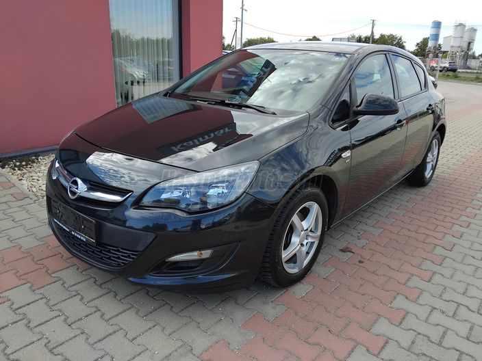 OPEL ASTRA J 1.4 Enjoy