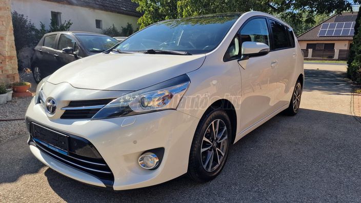 TOYOTA VERSO 2.0 D-4D Limited