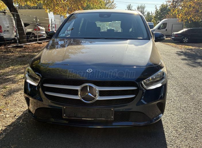 MERCEDES-BENZ B 160