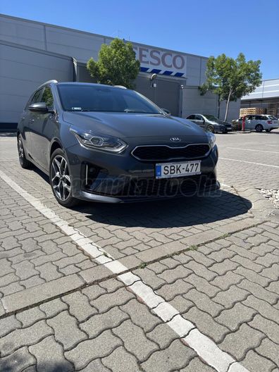 KIA CEE'D Ceed 1.4 T-GDI Gold GT Line DCT