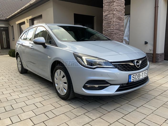 OPEL ASTRA K Sports Tourer 1.2 T Edition