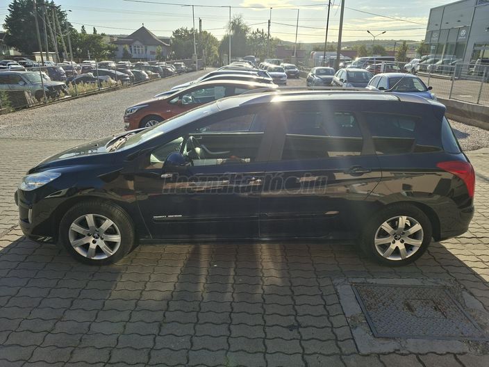 PEUGEOT 308 Break 1.6 HDi Confort Pack