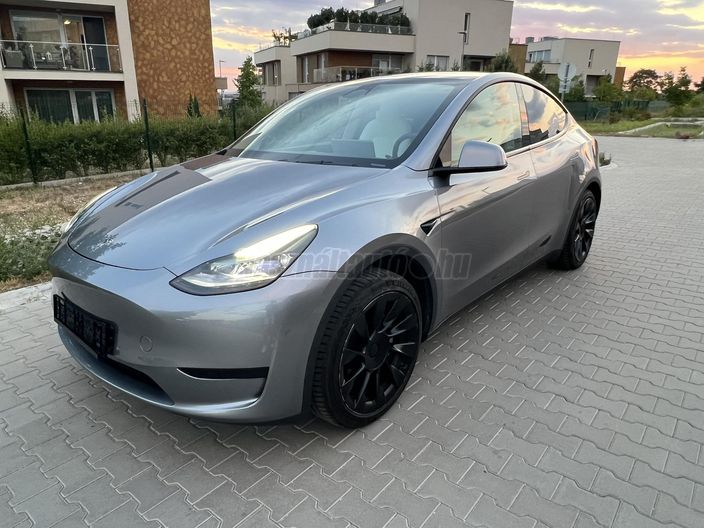 TESLA MODEL Y Long Range RWD (Automata)