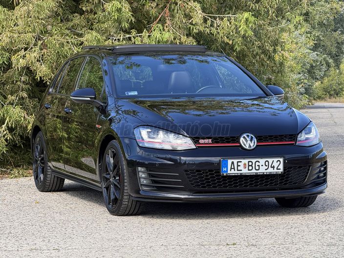 VOLKSWAGEN GOLF 2.0 TSI BMT GTI