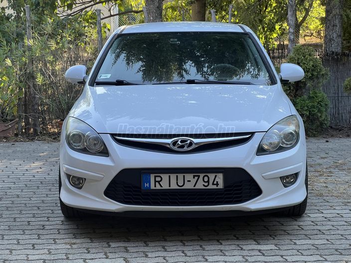HYUNDAI I30 1.4 DOHC Classic