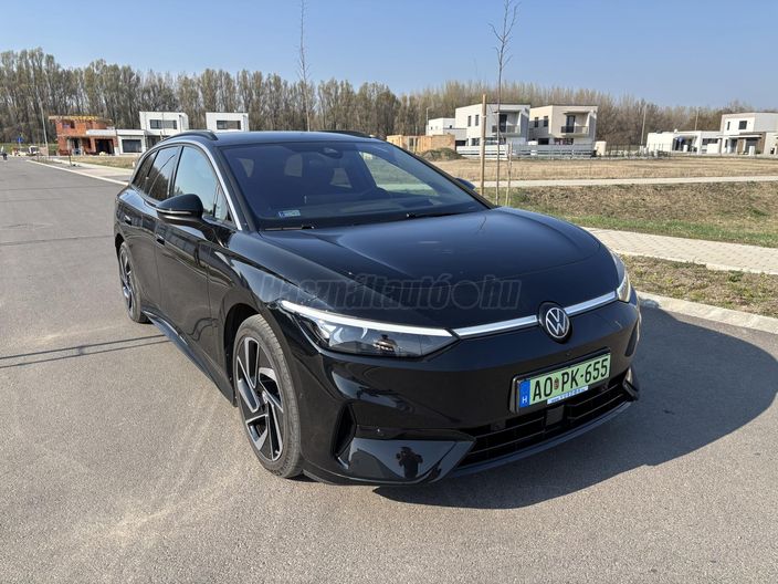 VOLKSWAGEN ID.7 Tourer 77 kWh Pro