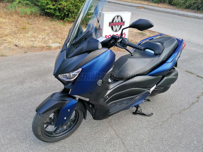 YAMAHA X-MAX 300