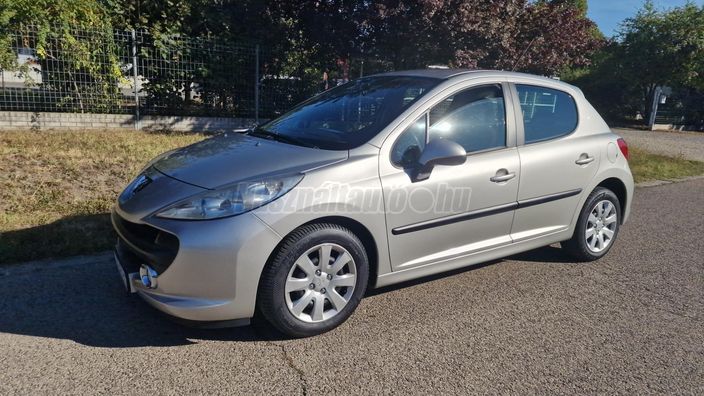 PEUGEOT 207 1.4 VTi Premium